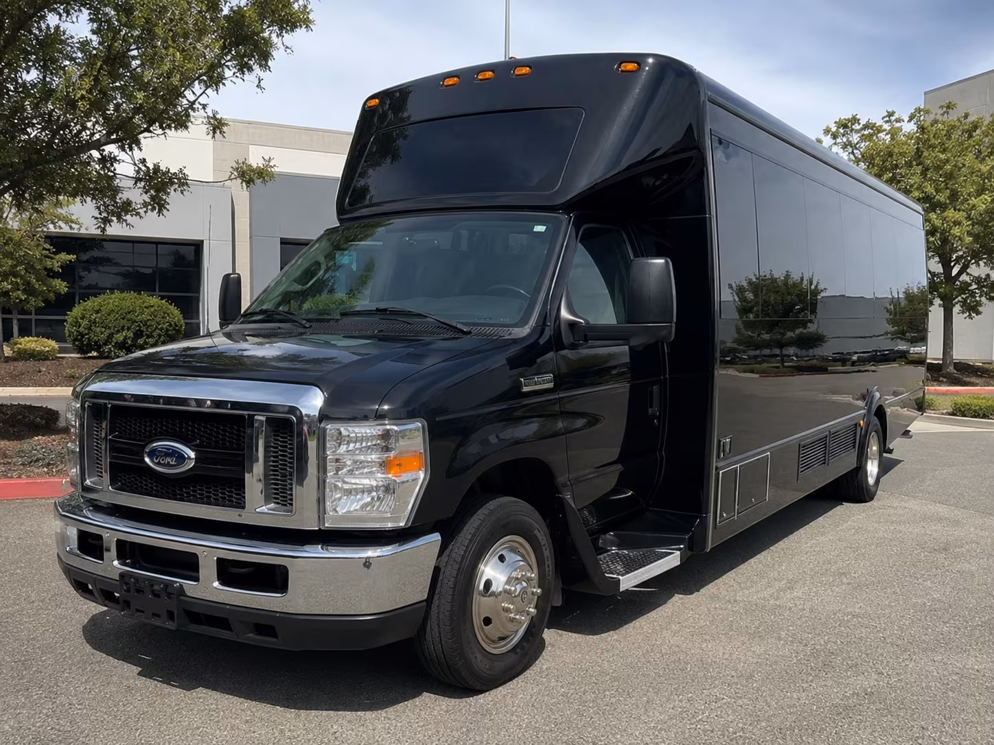 Mobile Party Bus Rental