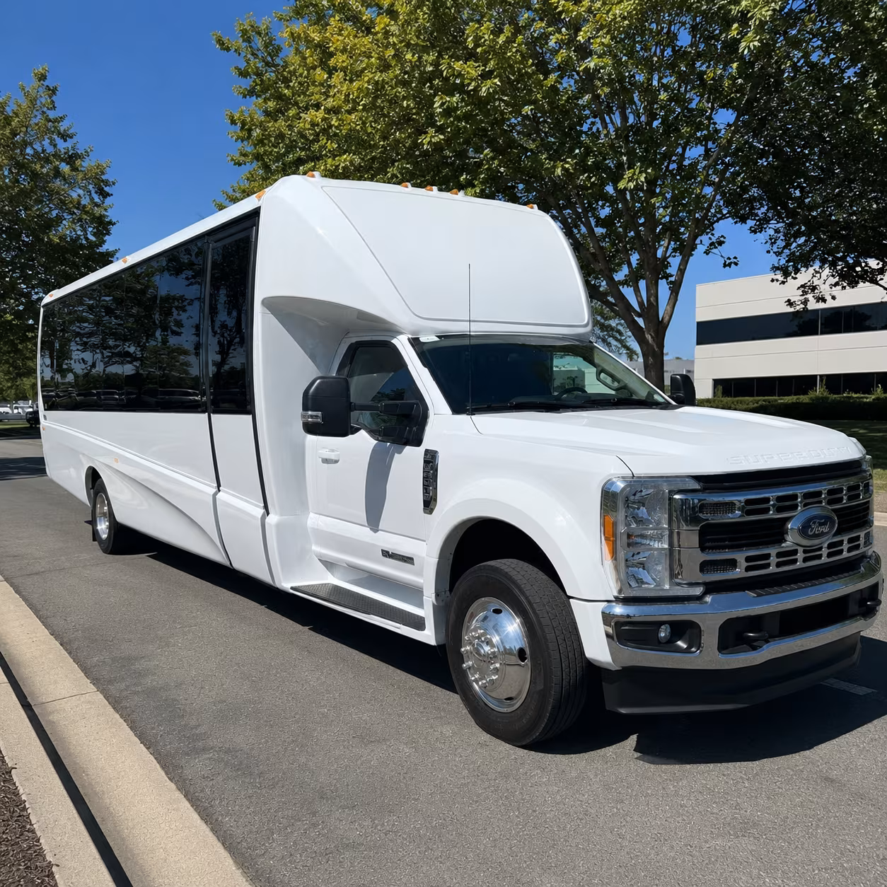 New Orleans Airport Shuttle & Transportation party bus exterior