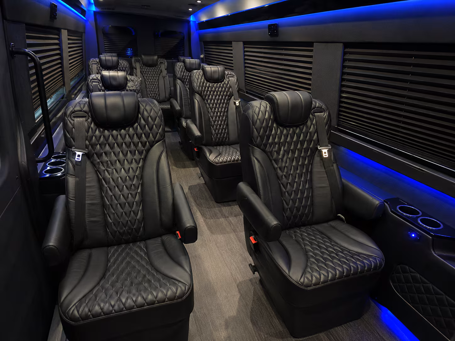 New Orleans Airport Shuttle & Transportation party bus exterior