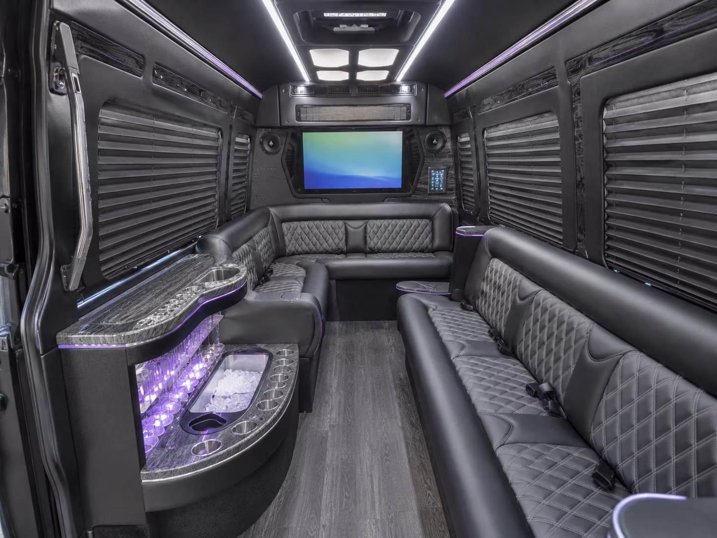 New Orleans Airport Shuttle & Transportation onboard seating