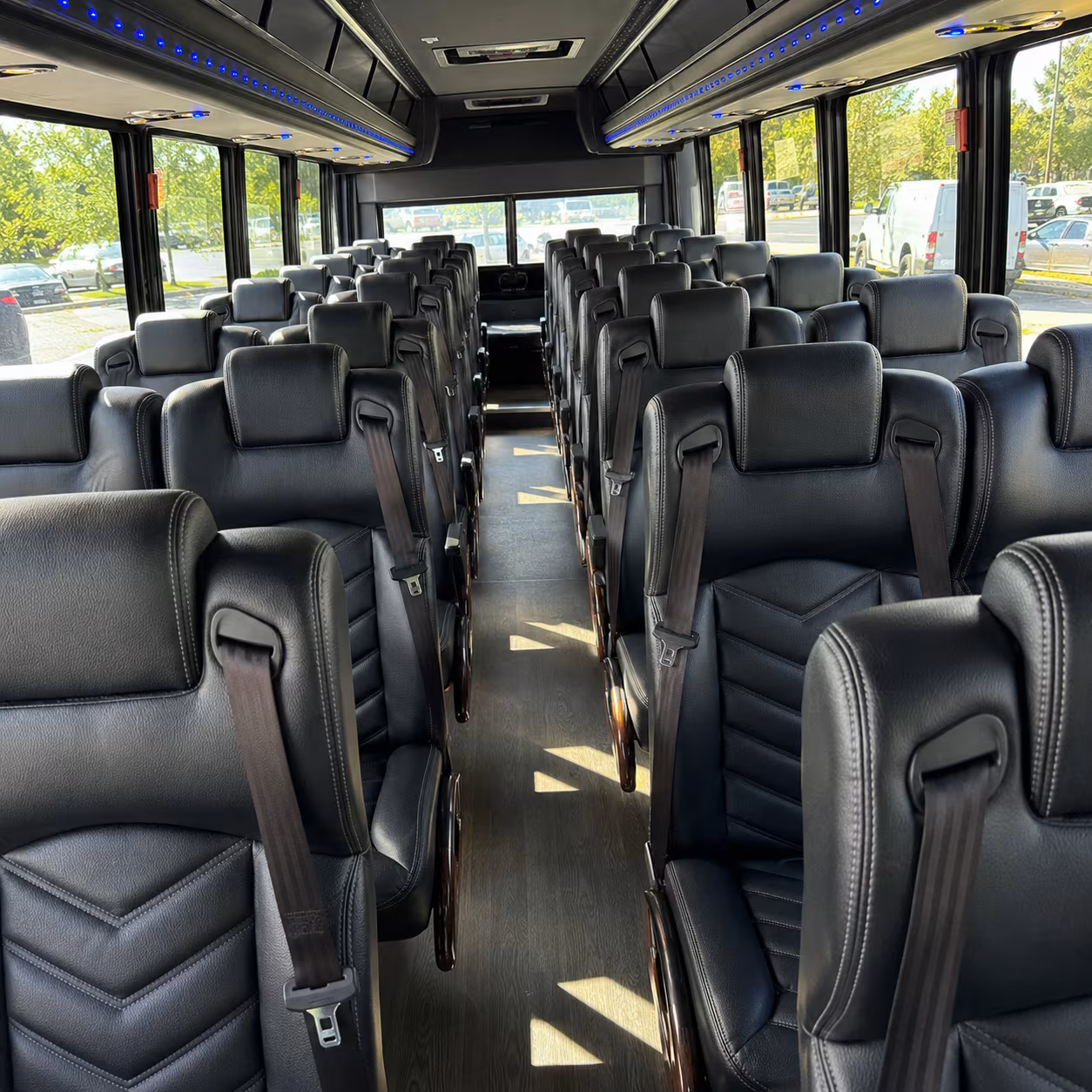 New Orleans Airport Shuttle & Transportation party bus exterior