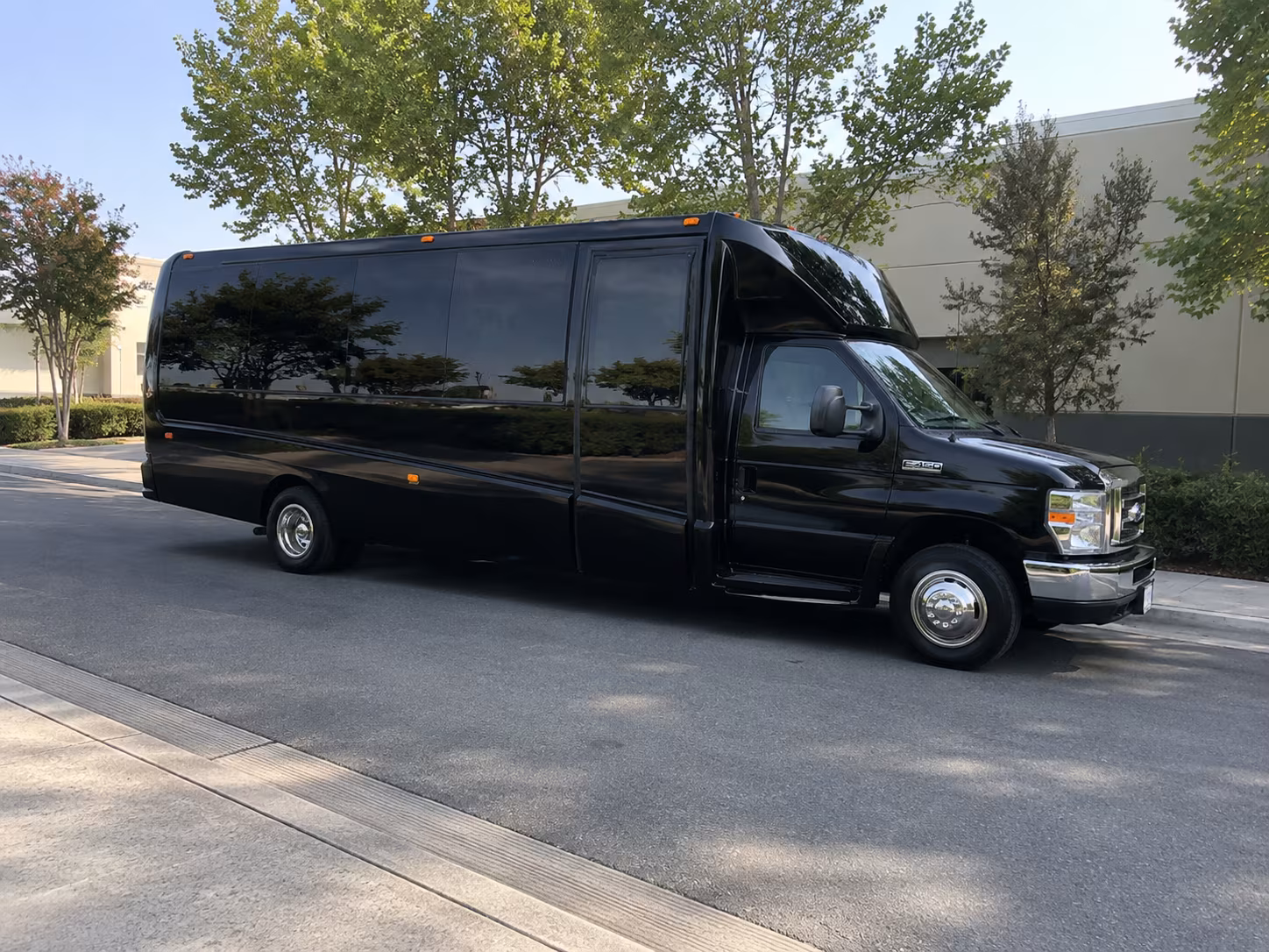 New Orleans Birthday, Sweet 16, & Quinceañera Party Bus Rentals
