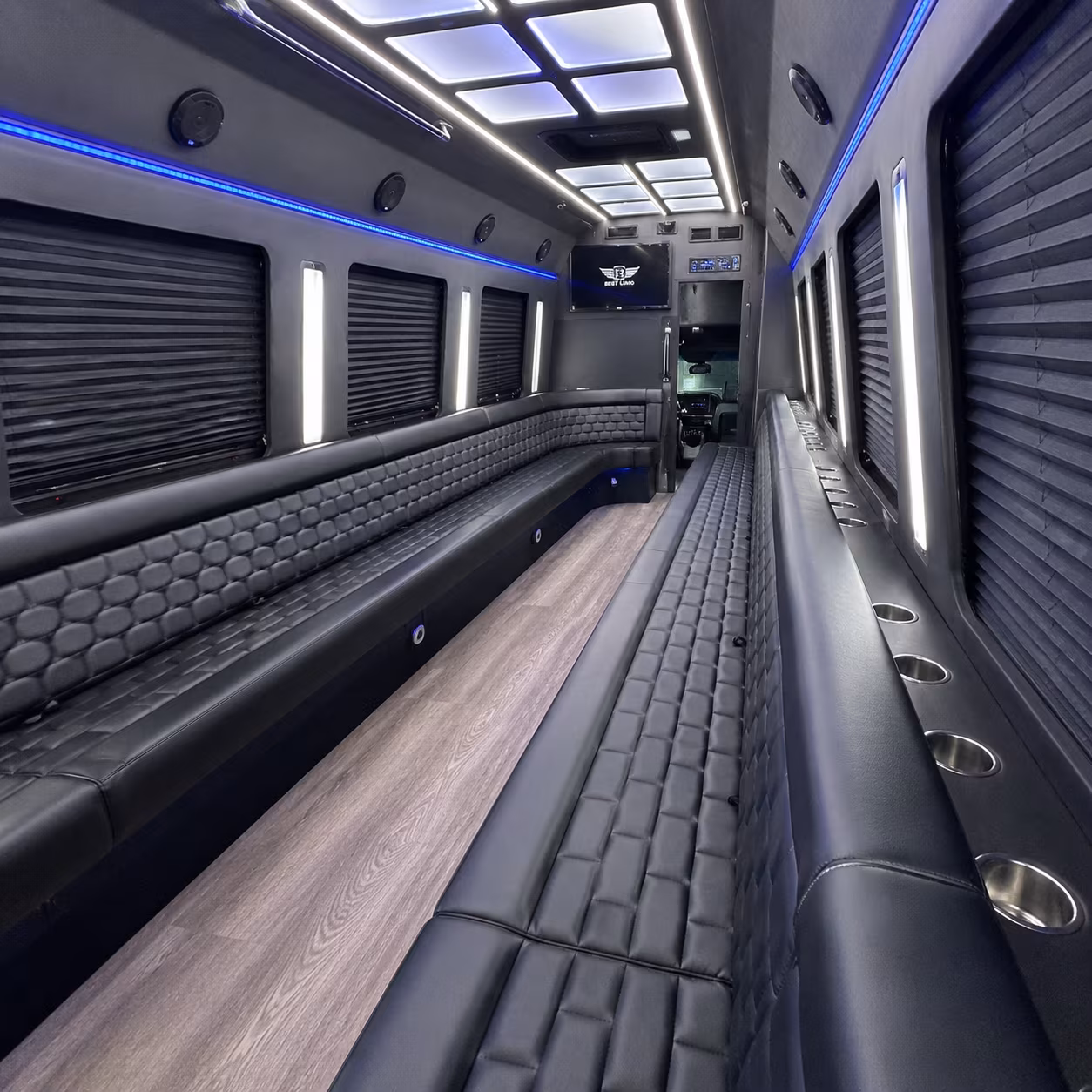 New Orleans Prom & Homecoming Transportation onboard seating